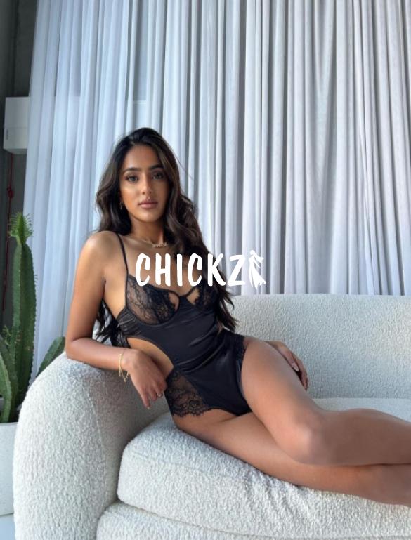 Experience Luxury with Sealdah Call Girls in Kolkata - Book Your Dream Date Today