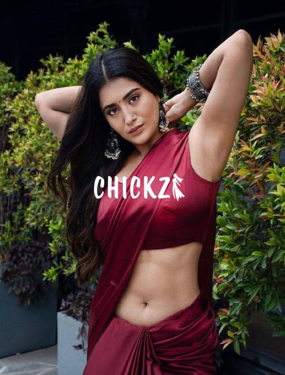 TOP CLASS MODAL CALLGIRL SERVICE PROVIDE WITH LIMITED COST